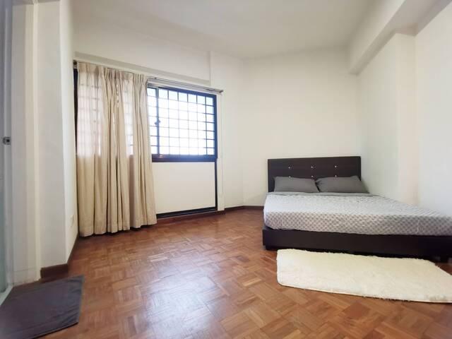 room – The Regalia Blk 2 #19 02, Master Bedroom 4