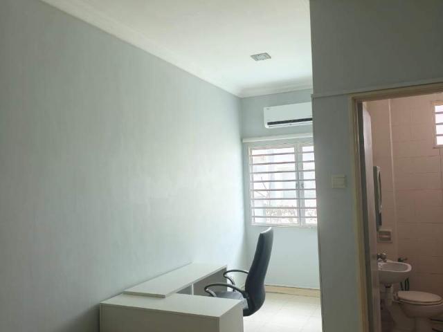 Room to let around Kota Kemuning/ Bukit Rimau/ Berjaya Park