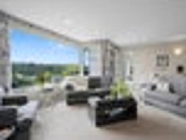 Views to Inspire, Room to Relax