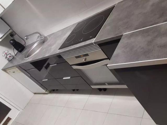 Room to rent in 4 bedroom apartment, Mataró
