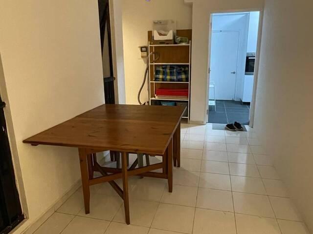 room / TOA PAYOH, NOVENA MRT / Master room / 1pax stay / Available August 31
