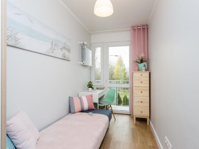 ROOM WITH BALCONY