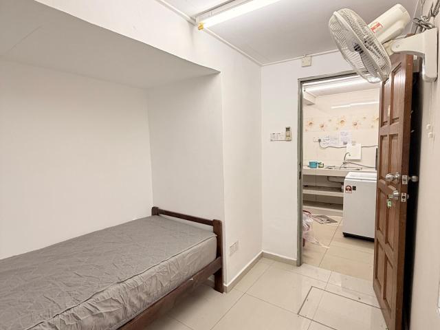 Room with Private Toilet at PJS9! With only 1 month Deposit. Within Bandar Sunway
