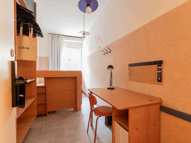 Room 18