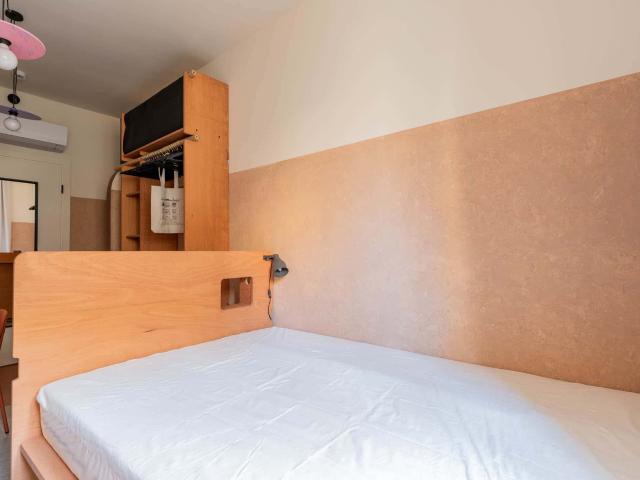 Room 18