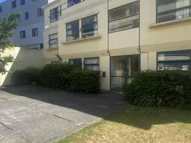 Room 1 25/22 Sussex St, Mt Cook