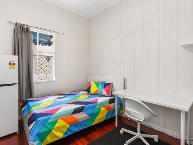 Room 2 32 Ellis Street, Stones Corner QLD 4120 Studio For Rent | Domain