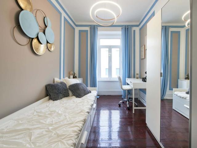 Room 3 88. R.Gomes Freire 191 3