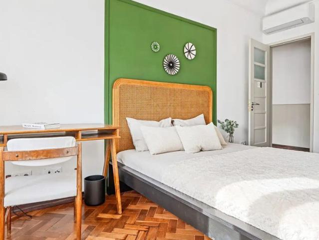 Room 3 Rua Dom Francisco Manuel Melo 16 5D
