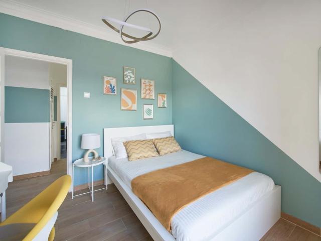 Room 4 205. Mouzinho Albuquerque 2 3E