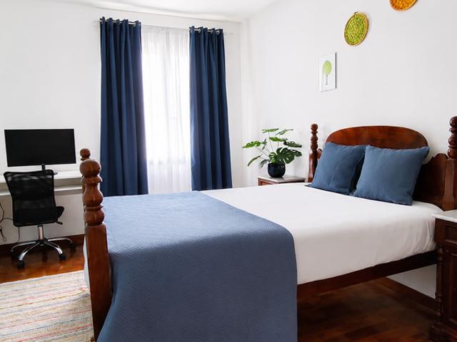 Room 4: Room & Workspace @ Coliving Hub Funchal