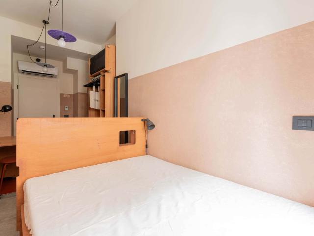 Room 9
