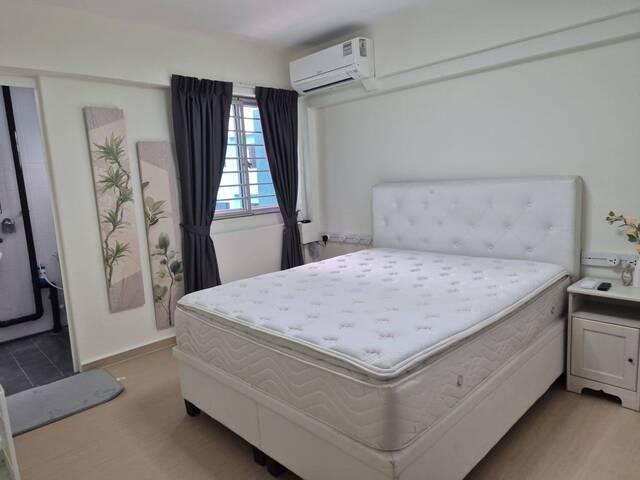 roomal behind Marsiling MRT station
