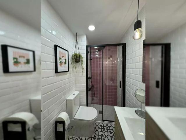 Rooms for rent in 4 bedroom apartment in Getafe