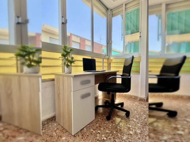 Rooms for rent in 4 bedroom apartment in San Vicente Del Raspeig