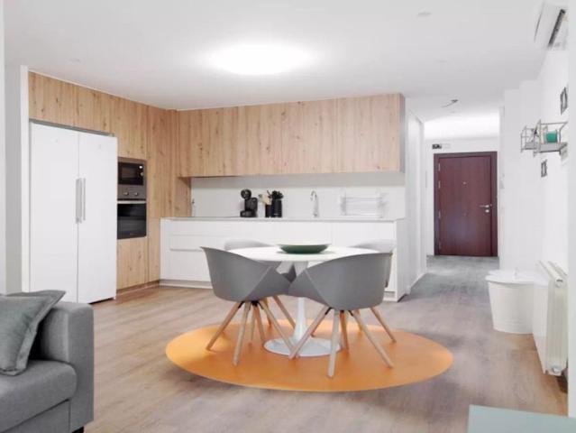 Rooms for rent in 5 bedroom apartment in Camins Al Grau