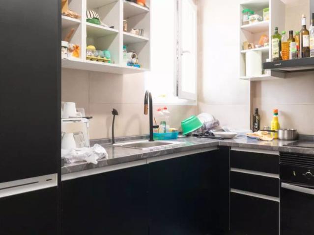 Rooms for rent in 7 bedroom apartment in Salamanca