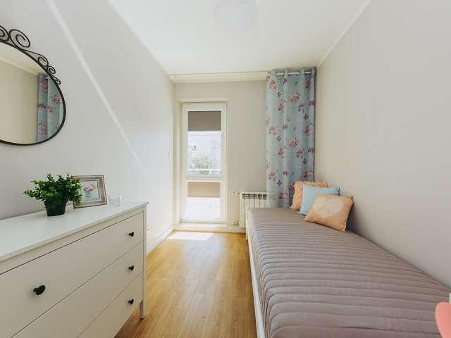 Rooms for rent in 7 bedroom apartment in Ursynów Północny