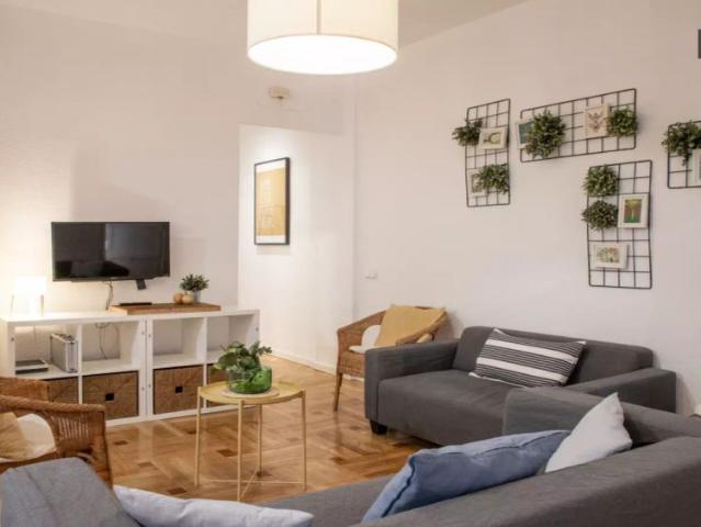 Rooms for rent in 8 bedroom apartment in Salamanca