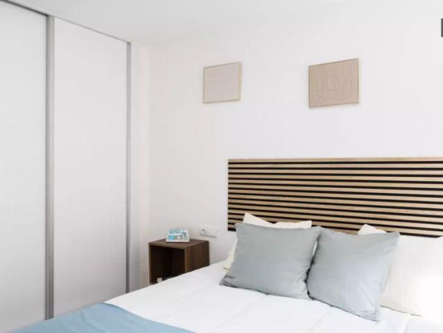 Rooms for rent in 3 bedroom apartment in Getafe