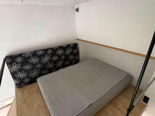 Rooms for rent in a residence in Saint Josse Ten Noode