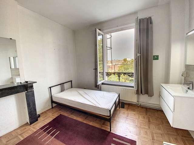 Rooms for rent in a residence in Saint Josse Ten Noode