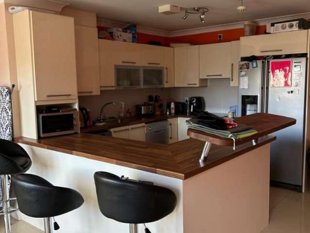 Rooms for rent in a 4 bedroom house in Dublin