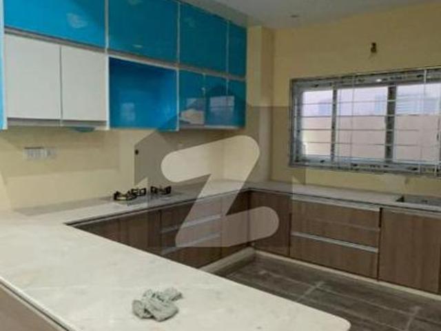Road Category | Ready to move 272sq yd 5Bedroom DDL Luxury Villa FOR SALE. Only 3km from Main Entrance of BTK. Near MIDWAY Commercial, Parks, Masjid and Gallery. Bahria Town Precinct 6
