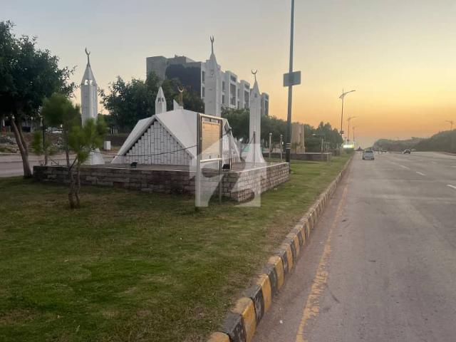 Road 02, 8 Marla Boulevard Plot Sector F1, Bahria Enclave, Islamabad