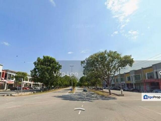 Roadside Corner Lot Shoplot for sale