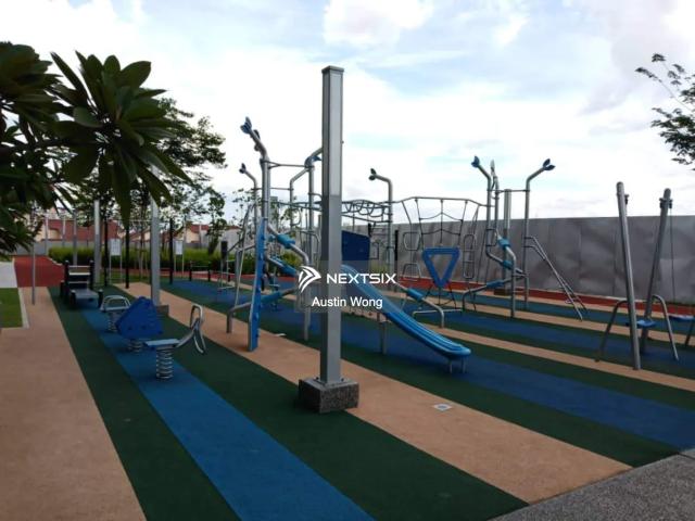 Roadside land located in Sri Aman, offering easy access and good visibility, suitable for various development or investment opportunities