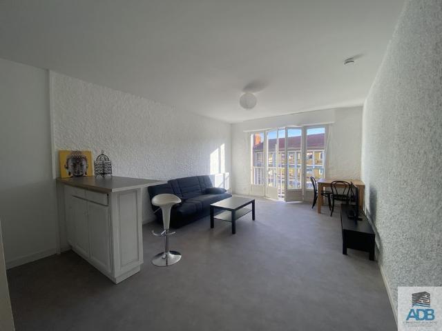 Roanne, 12 Rue Jean Puy, Résidence Le Marivaux