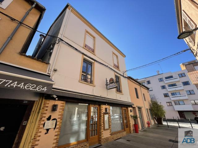 Roanne, 23 Rue Victor Basch porte No6