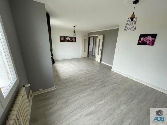 Roanne, 26 bis Boulevard Edgar Quinet