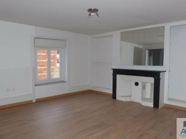 Roanne, 27 Rue Charles de Gaulle
