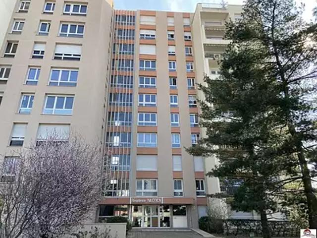 Roanne 42300 Achat / Vente appartement 5 pièces t5 parking