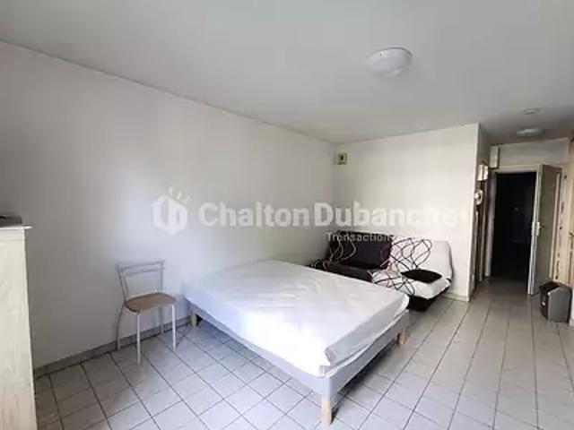 Roanne 42300 Location appartement 1 pièce t1 cave parking