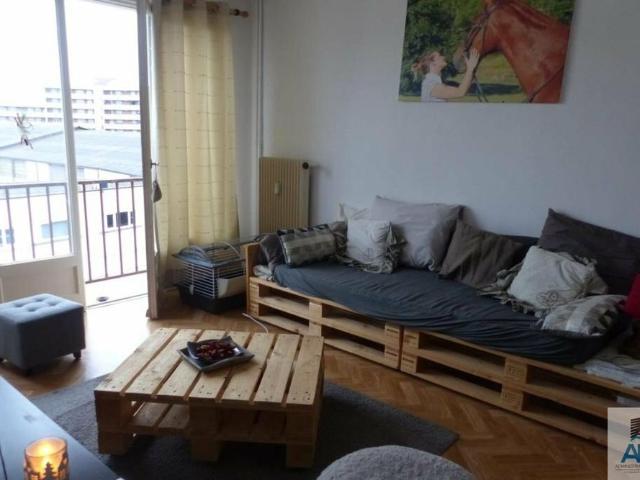 Roanne, 4 Rue Charles Peguy, Résidence Les Floralies