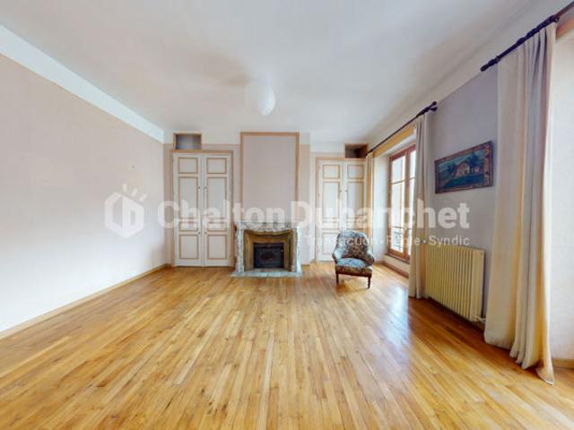 ROANNE Appartement de 178 m²