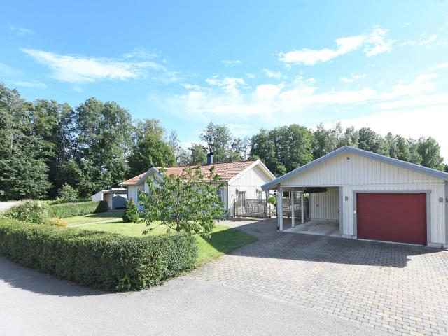 Robert Carricks väg 16