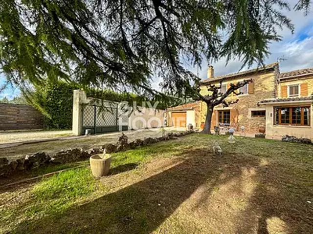 Robion 84440 Achat / Vente maison 3 pièces t3 au dernier étage