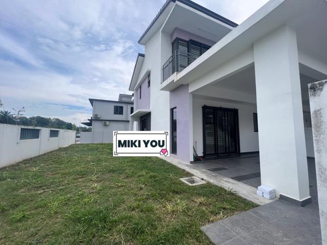 Robin corner2 storey terrace house for rent bandar rimbayu