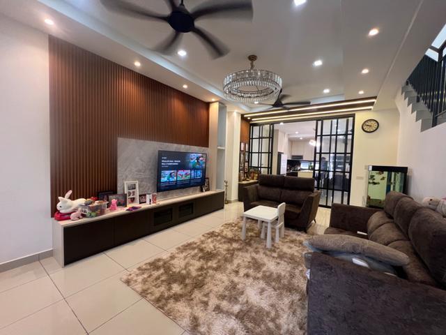Robin Fully furnish2 storey house bandar rimbayu for rent