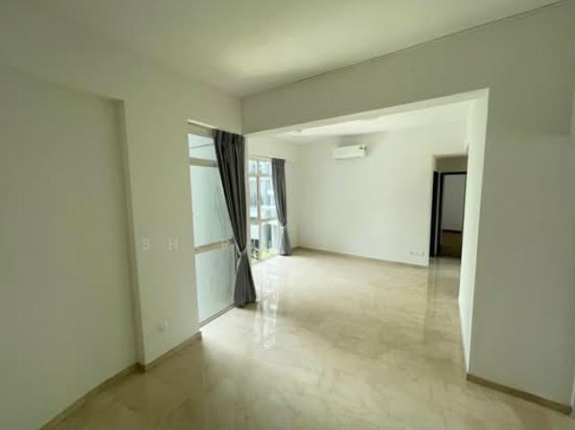 Robin Regalia Condominium For Rent, $4,800, 3 Bed 2 Bath 861 sqft $5.57 psf