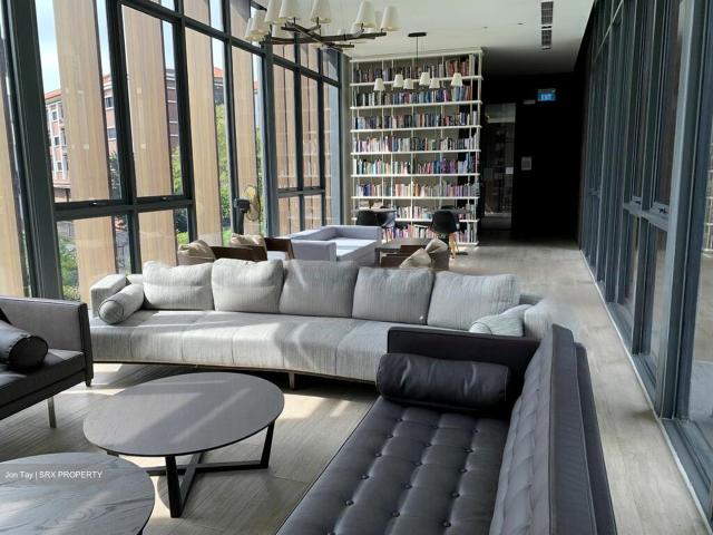 Robin Residences D10, Condominium