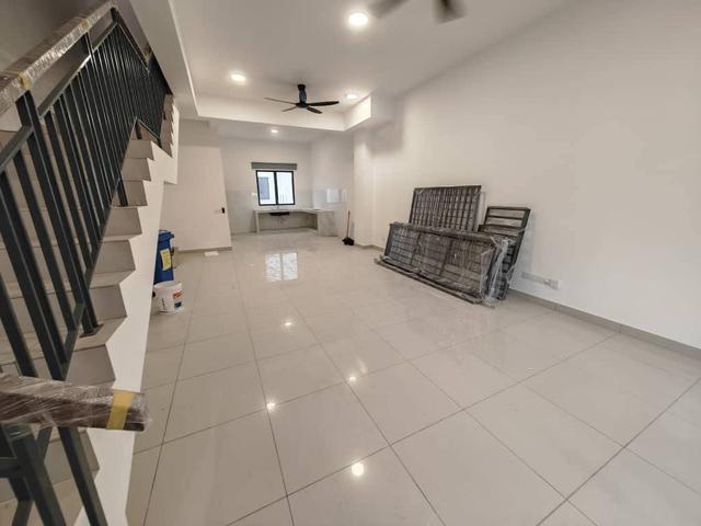 Robin Rimbayu Double Storey 3R