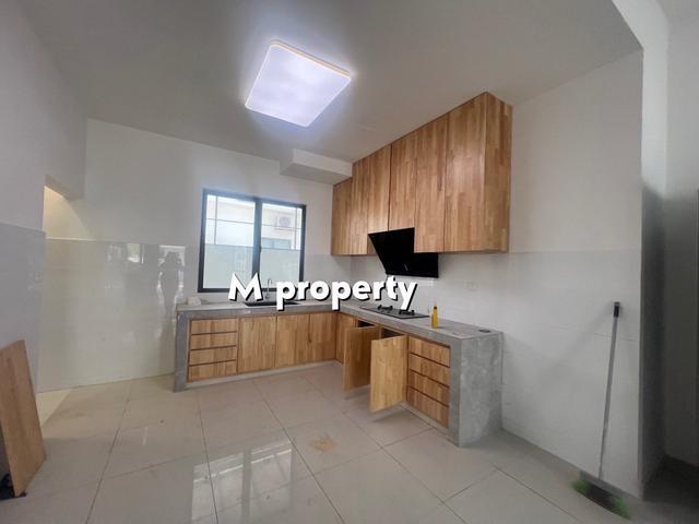 Robin Rimbayu Double Storey 4R For Rent