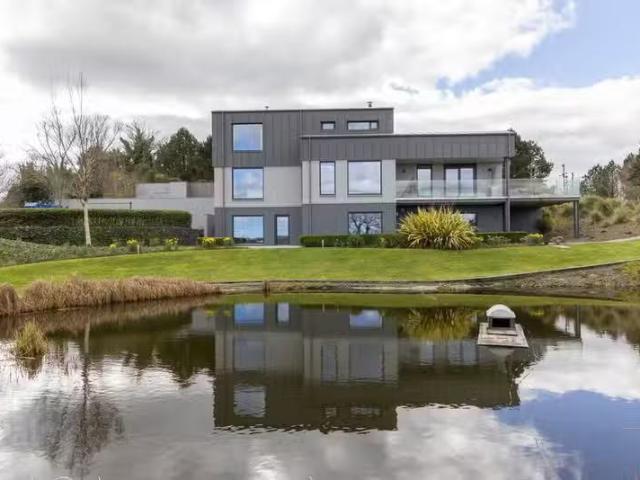 Robinsview, 94a Monlough Road