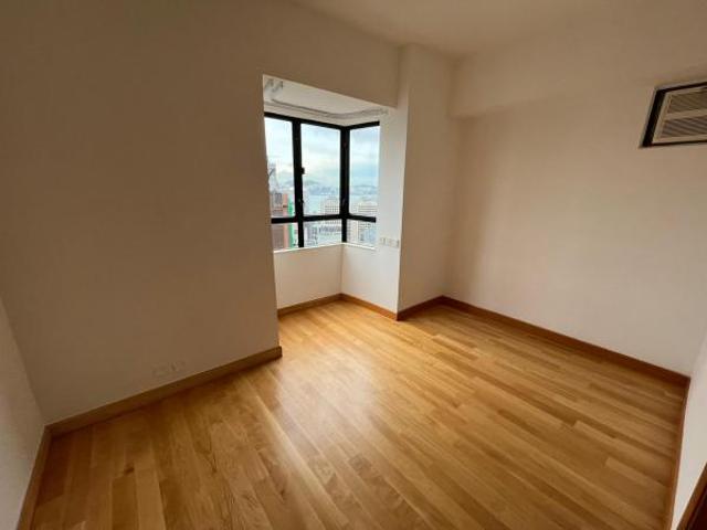 ROBINSON HEIGHTS BLK 3 樂信台 3 座