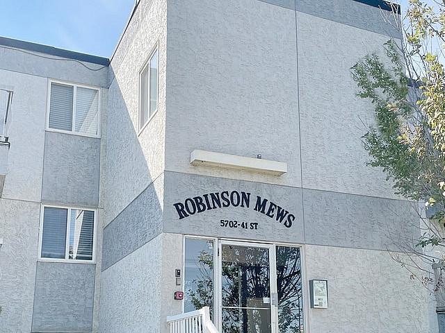 Robinson Mews 2 Bedroom 1 Bath Apartment For Rent